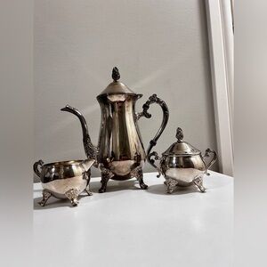 tea set teapot milk jug sugar bowl 3 items